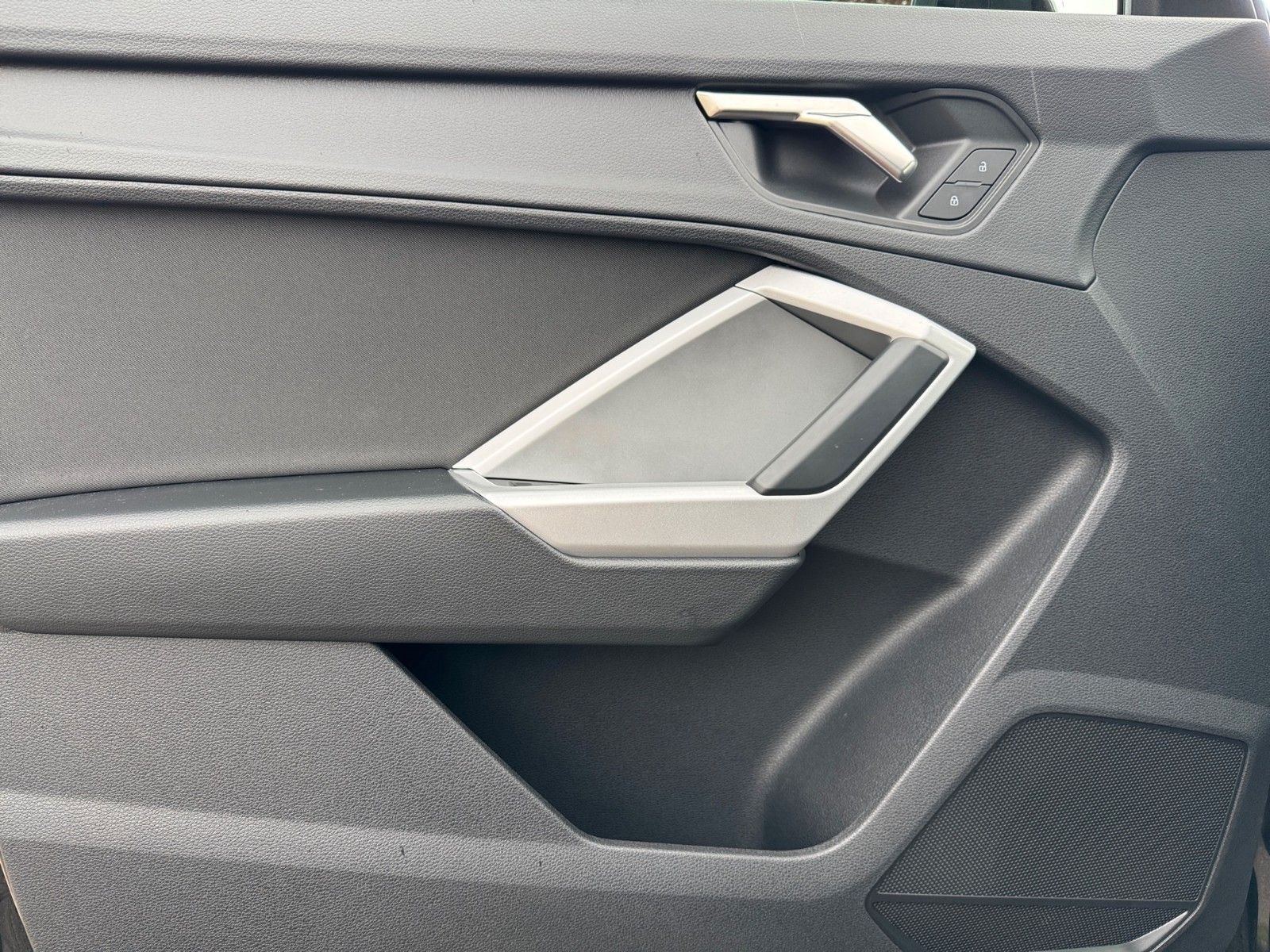 Fahrzeugabbildung Audi Q3 Sportback 35 TFSI S tronic