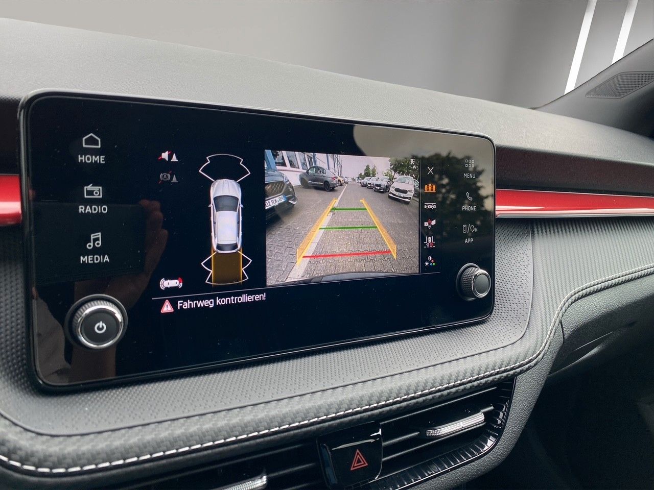 Fahrzeugabbildung SKODA Fabia 1.5l TSI 110kW DSG Monte Carlo+ACC+KAMERA+