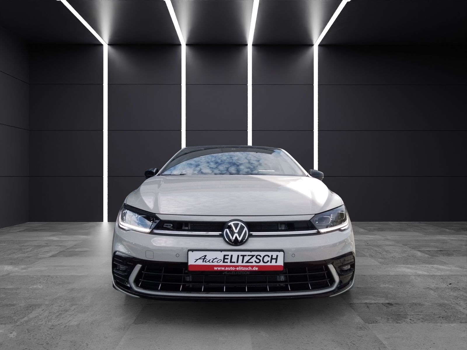 Fahrzeugabbildung Volkswagen Polo R-Line DSG NAVI LED AppConnect