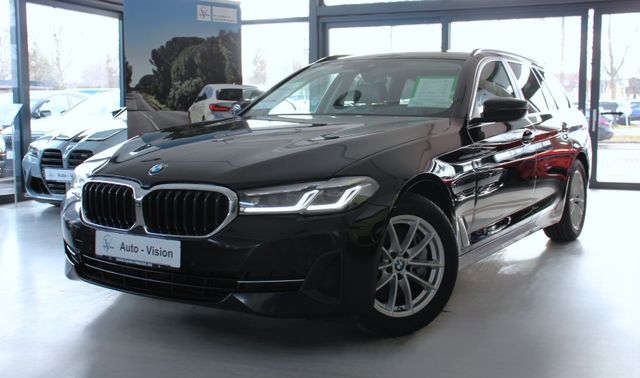 BMW 540d xDrive *HUD*Massage*HarmanKardon*360°Memory