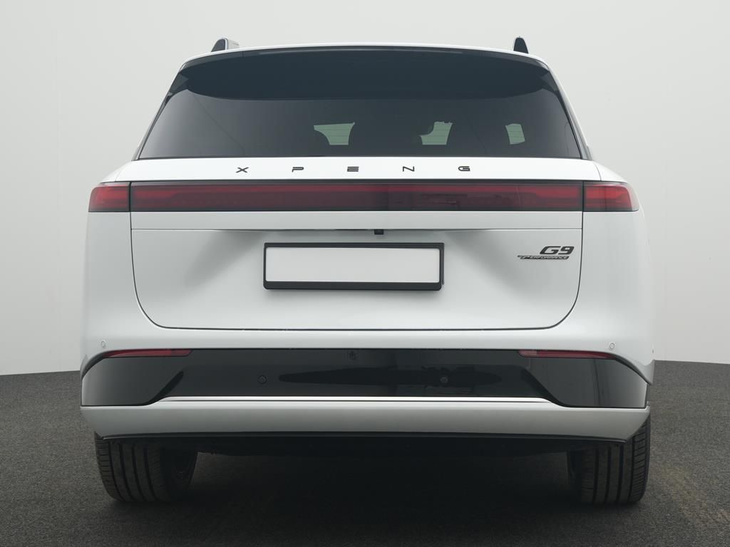 XPENG G9