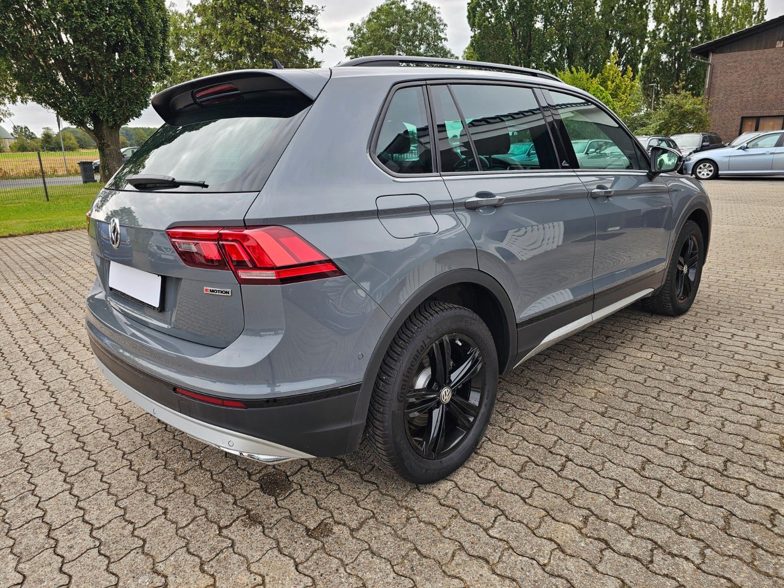Volkswagen Tiguan OFFROAD 4Motion Pano HUD ACC AHK foto 5