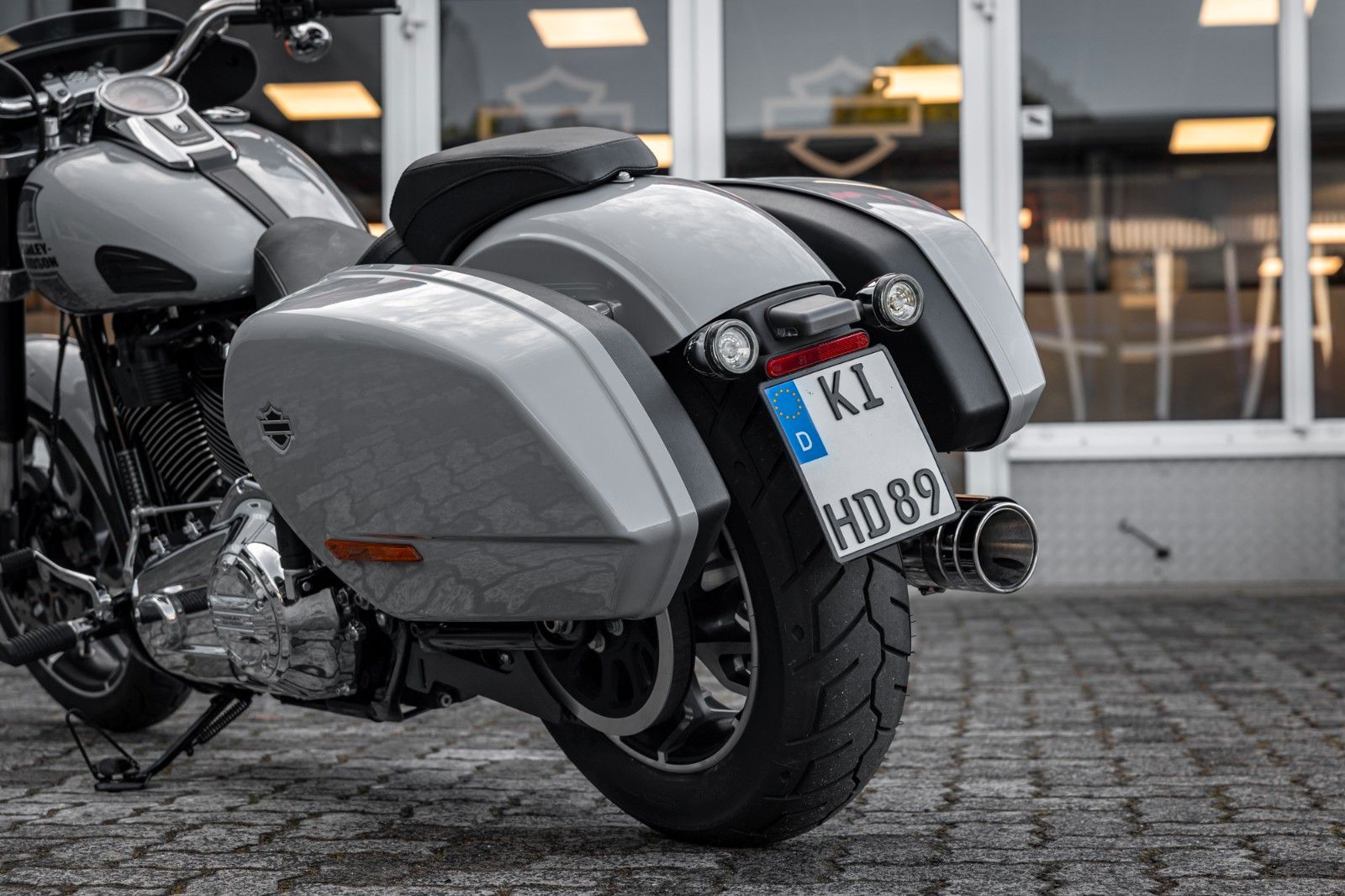 Fahrzeugabbildung Harley-Davidson FLSB Sport Glide Softail - JEKILL & HYDE