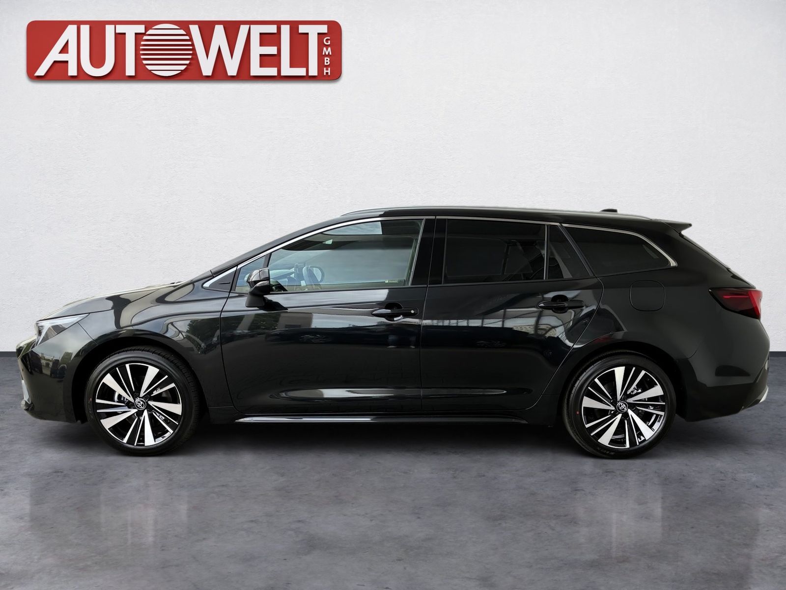 Fahrzeugabbildung Toyota Corolla TS Teamplayer 2.0-l-Hybrid KAMERA LED AC