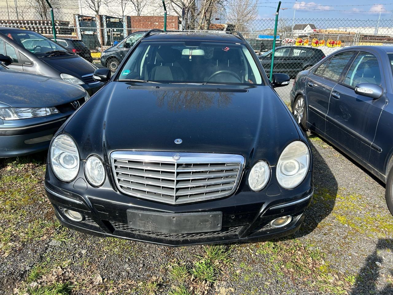 Mercedes-Benz E 220 E -Klasse T-Modell E 220 T CDI