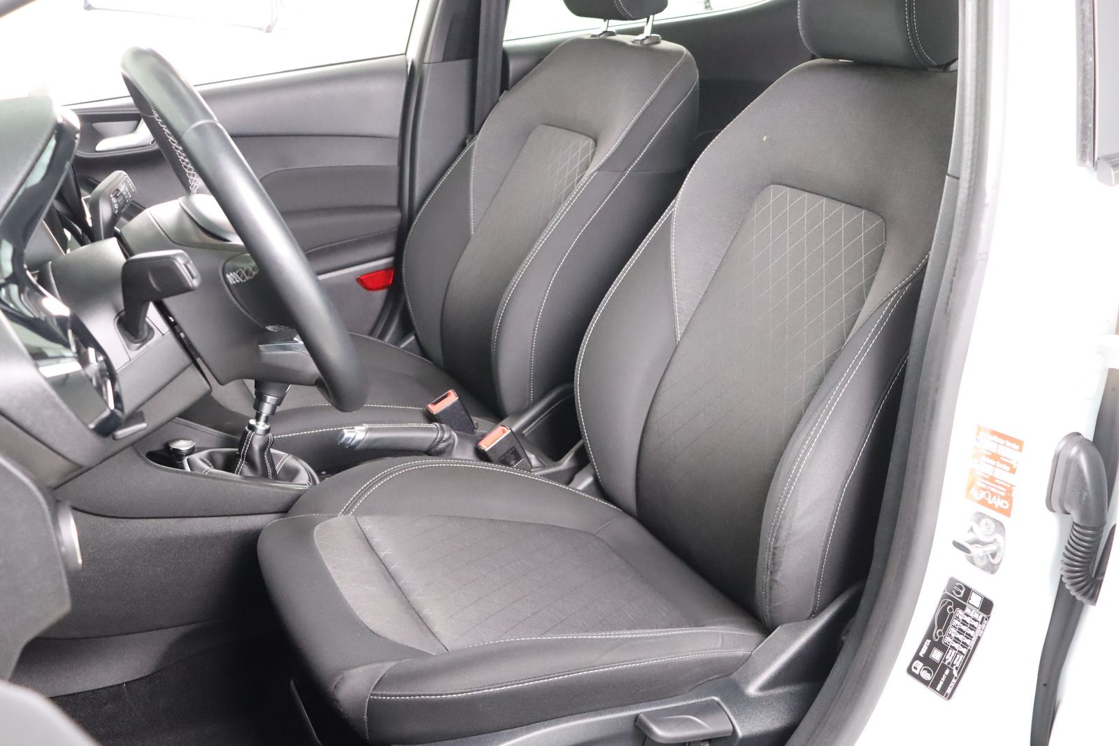 Fahrzeugabbildung Ford Fiesta 1.0 l Active * Klima * SHZ * PDC