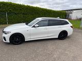BMW 320d Touring M Paket Sport Autom. Garantie 05/28 - BMW: Kombi, 3.0