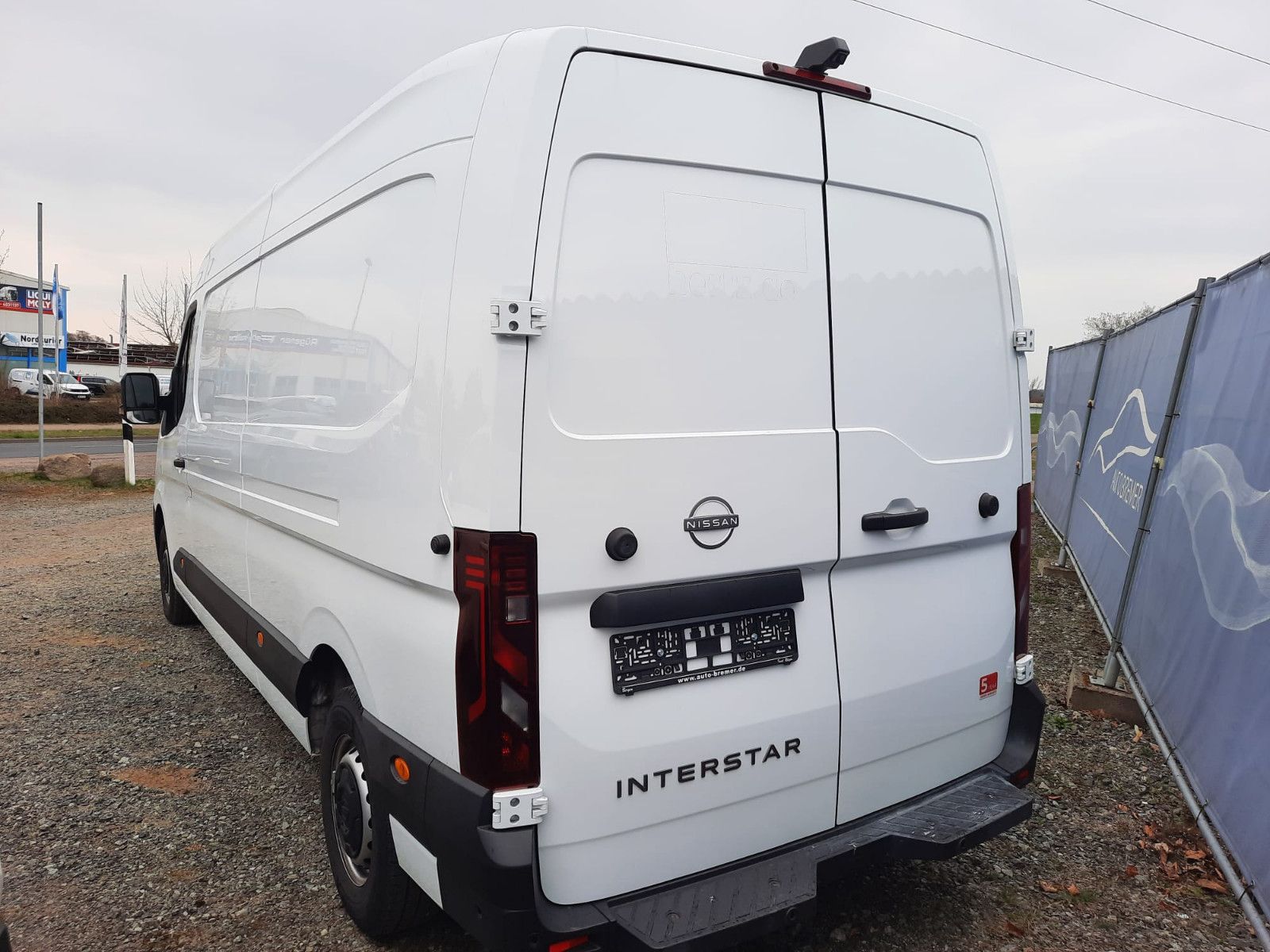 Fahrzeugabbildung Nissan Interstar Kastenwagen L3H2 150 dCi/Boden/4Season