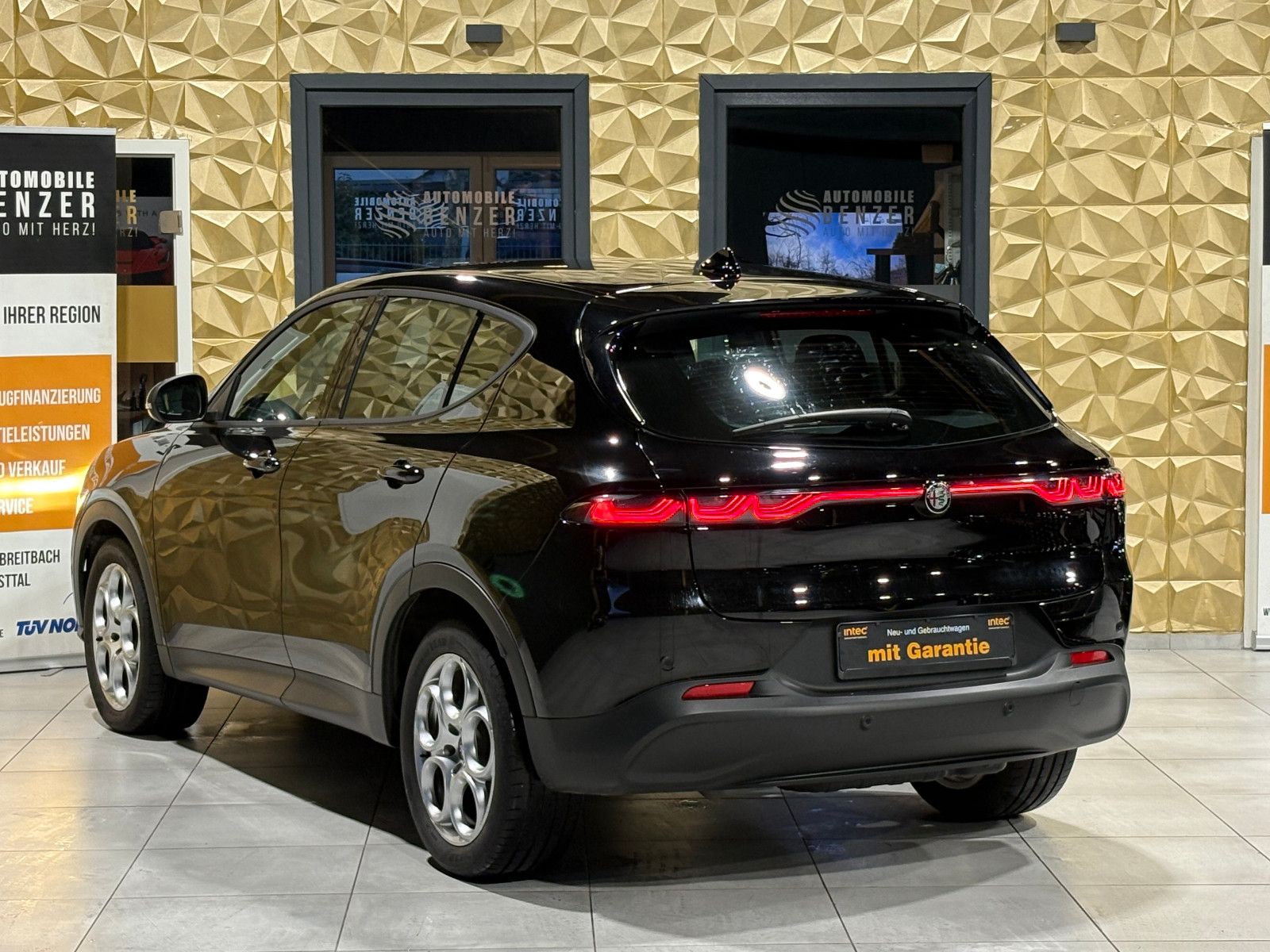 Fahrzeugabbildung Alfa Romeo Tonale Sprint/APPLE/NAVI/ACC/PDC/SPURHALTE/KLIMA