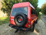 Toyota LAND CRUISER HZJ 75 - rote Toyota Land Cruiser