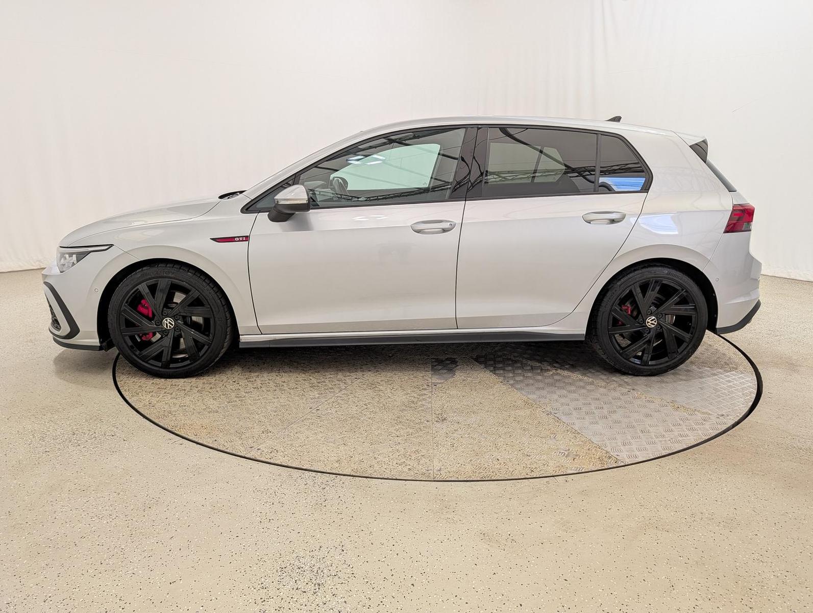 Volkswagen Golf 2.0 TSI GTI LED Navi ACC RFK Winter, миниатюра 3