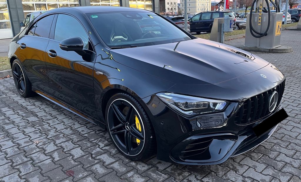 Mercedes-Benz CLA 45 AMG