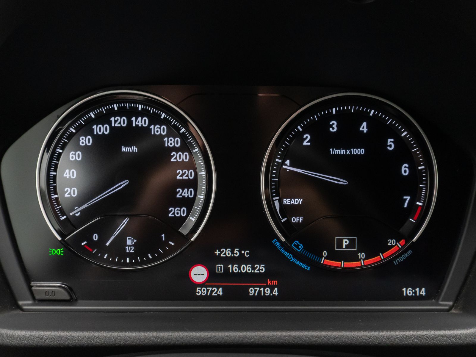 Fahrzeugabbildung BMW X2 sD18i  Kamera DAB AHK Navi HiFi Sportsitz 18"