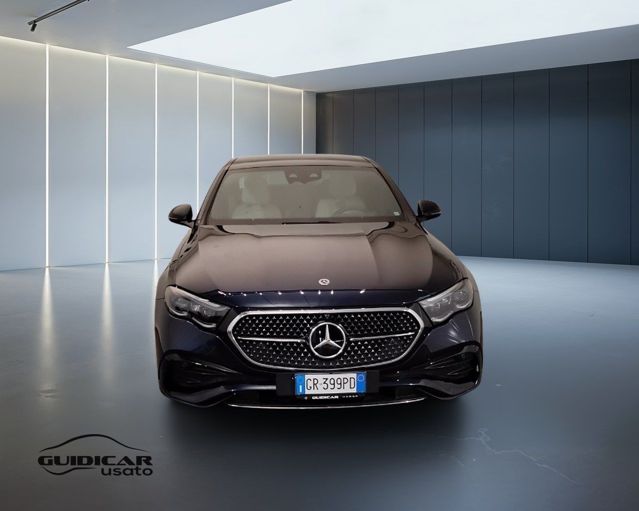 Mercedes-Benz Classe E- W214 Berlina - E 220 d A imagem 2