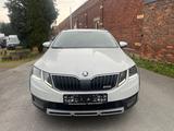 Skoda Octavia Combi Scout 4x4 - Skoda Octavia: Scout Combi