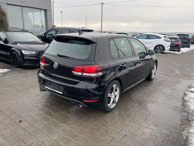 Volkswagen Golf 2.0 TSI GTI