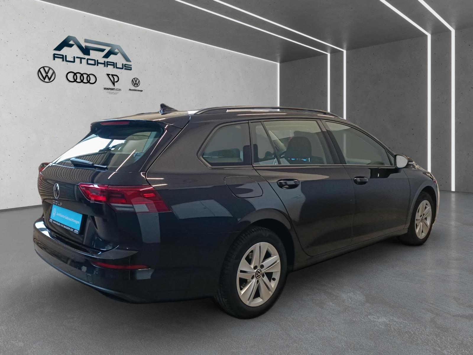 Volkswagen Golf VIII Var. 2.0 TDI LIFE DSG NAV*LED+*ACC*APP