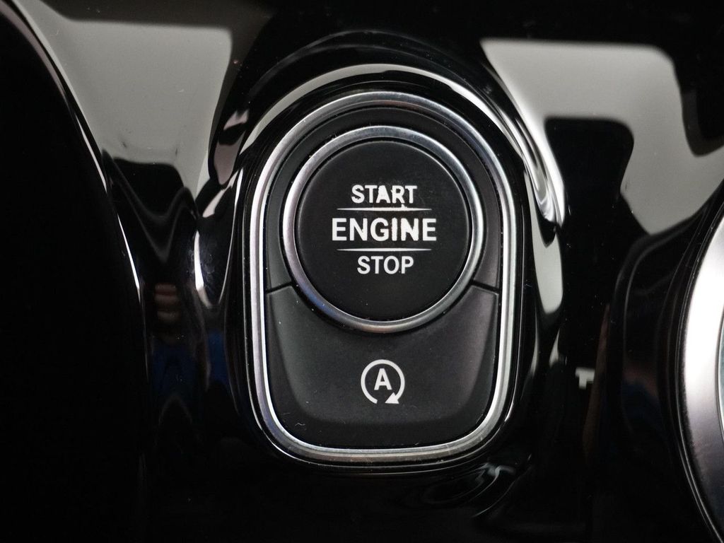 Mercedes-Benz A 160 Business Solution Plus | AHK Wegklapbaar |