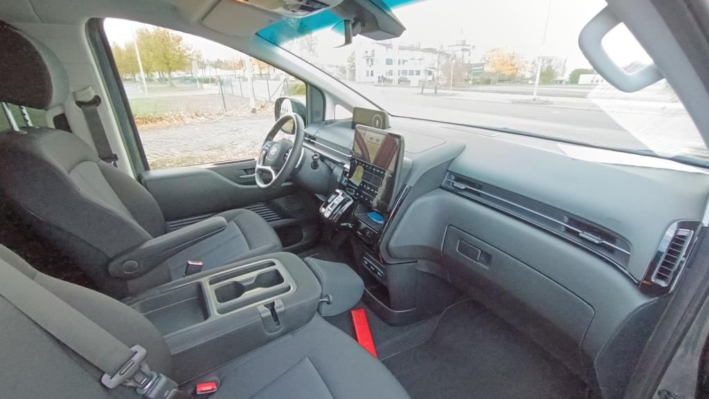 Autohaus Zimpel & Franke -  Hyundai STARIA 2.2 CRDi Trend 9-Sitzer Navi Kamera LED - Bild 9