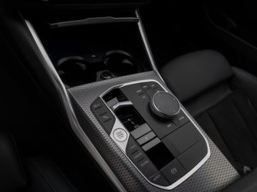 Fahrzeugabbildung BMW M340d xDr Hi-Fi M Sportfahrwerk Comfort Paket