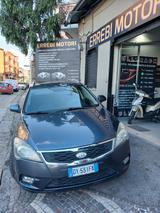 Kia Ceed SW 1.6 CRDi - Kia cee'd / Ceed aus 2010: Kombi