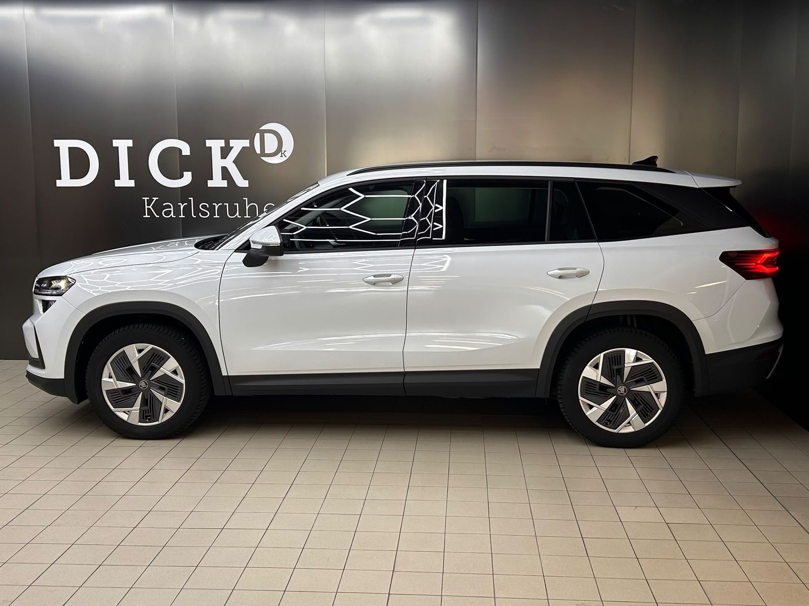 Fahrzeugabbildung SKODA Kodiaq 2.0 TDI DSG 4x4 Select 7SI+MEMO+LED++AHK+