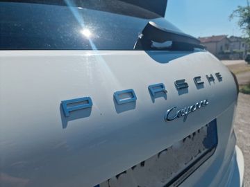 Porsche Cayenne - 6
