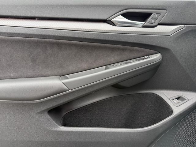 Golf 8 VIII 1.5 TSI Edition 50 El. Panodach Navi