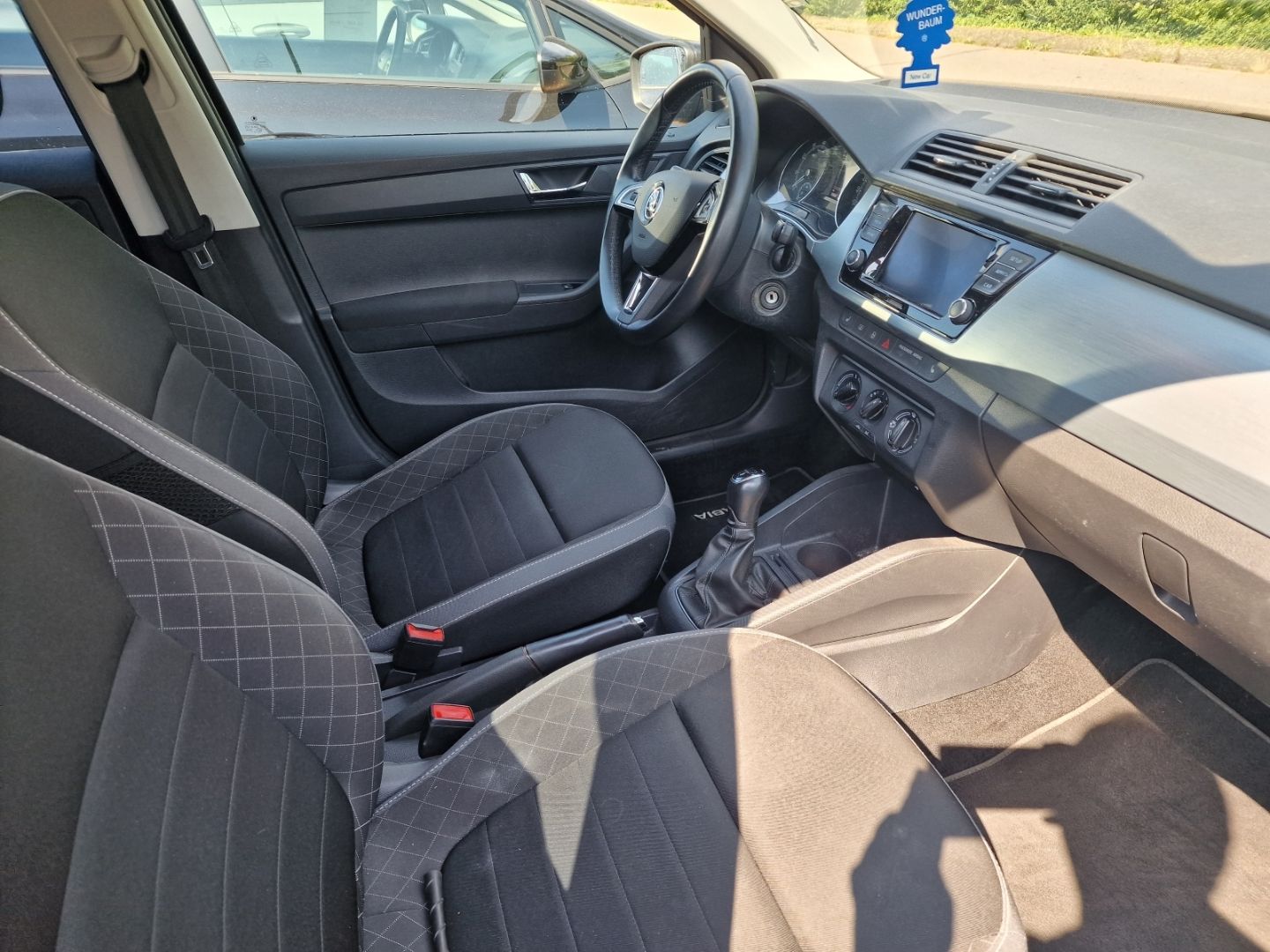 Fahrzeugabbildung SKODA Fabia Ambition Sperrdiff. Apple CarPlay 17erAlus