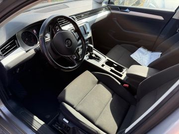 Volkswagen Passat Variant - 8
