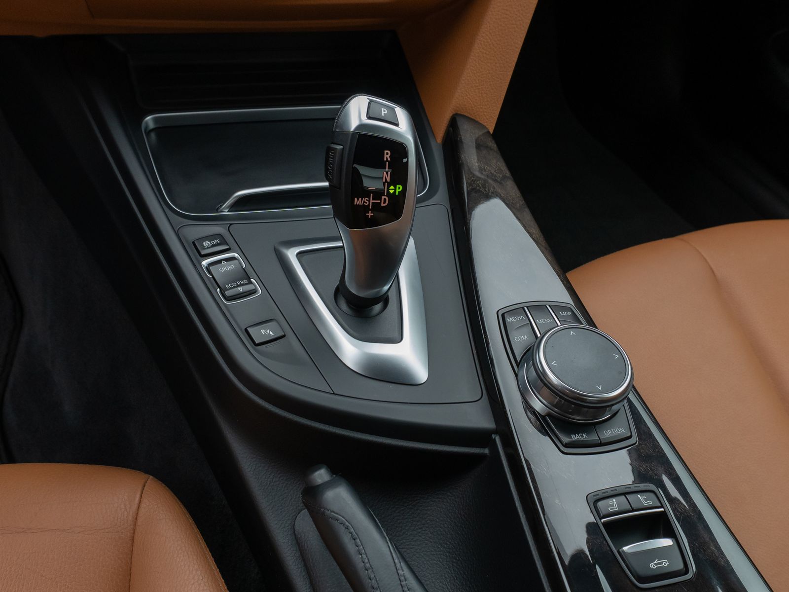 Fahrzeugabbildung BMW 440i xD Luxury Line HUD DAB H/K Lenkrhzg Komfort