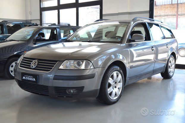 Volkswagen Passat 1.9 TDI/130 CV cat Var. T.line