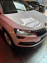 Skoda Karoq 2.0 TDI SCR DSG 4WD Style Style - Skoda Karoq von privat