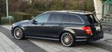 Mercedes-Benz C 63 AMG T Performance, Scheckheft, Voll-Leder - gebrauchte Mercedes-Benz C 63 AMG aus dem Jahr 2013