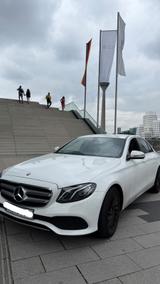 Mercedes-Benz E 220 d AVANTGARDE Autom. AVANTGARDE - Mercedes-Benz E 220 in Köln