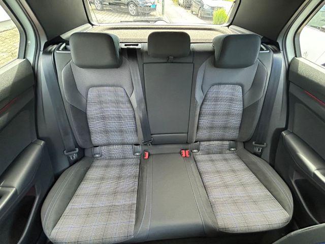 Golf 1.4TSI GTE - NAVI*KAMERA*ASSISTENZ*SHZG*1HD