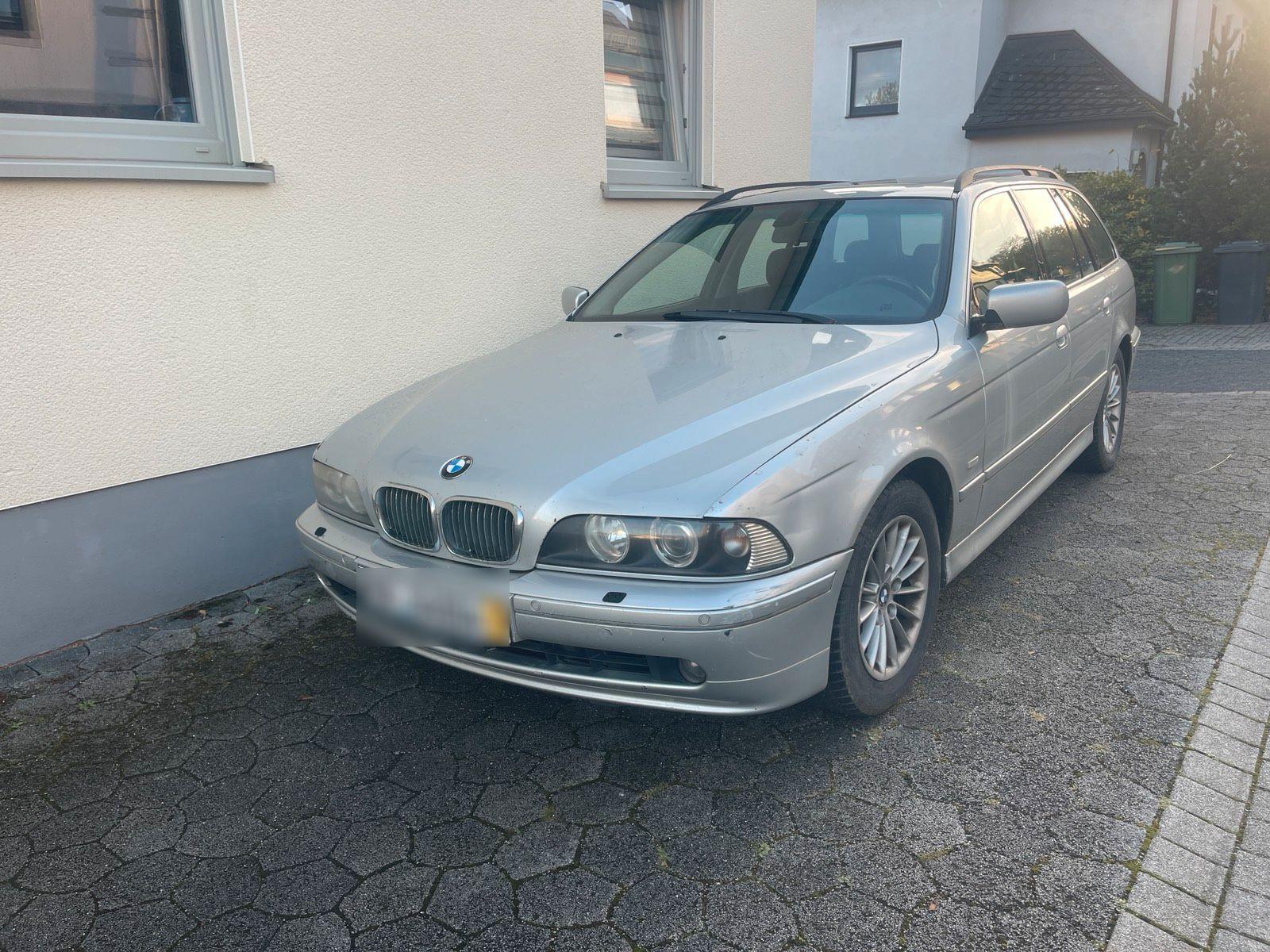 BMW 530