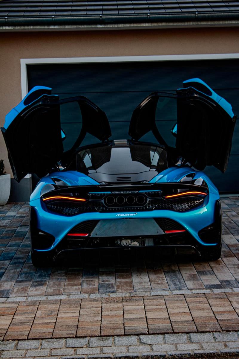 McLaren 765LT Coupe V8 - Carbon - Ludus Blau - Limitiert