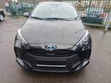 Toyota Yaris 1.5-l-VVT-i Hybrid CVT Business Editio... - Toyota Yaris: Von Privat