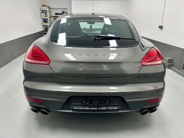 Porsche Panamera - 5