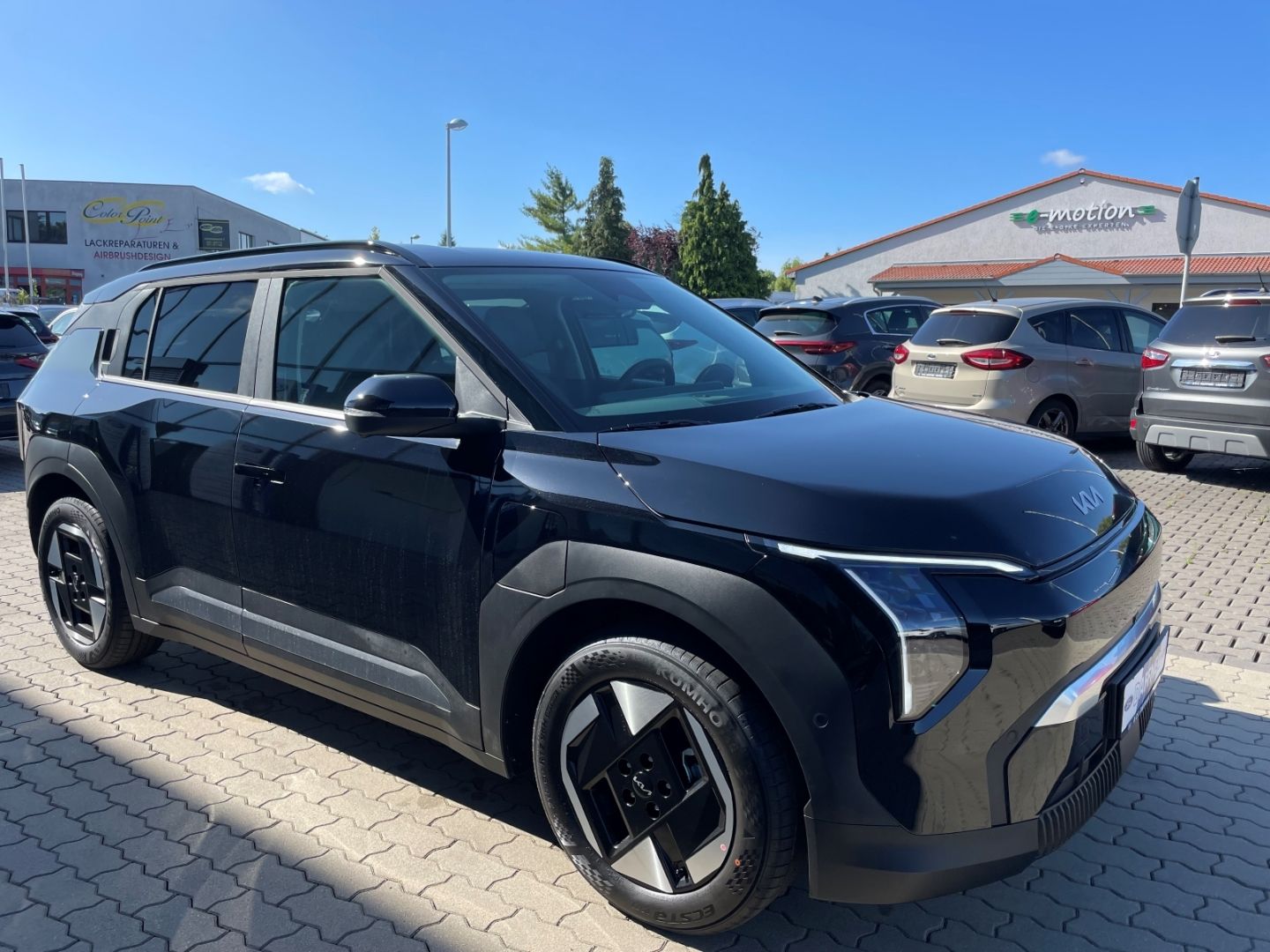 Fahrzeugabbildung Kia EV3 150 kW Earth LED totWinkAss 360 Kamera