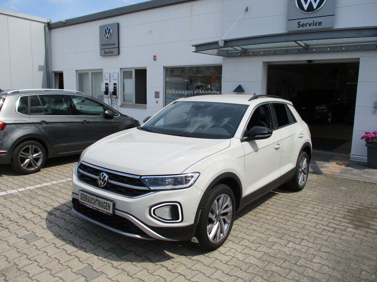 Volkswagen T-Roc Move DSG KAM LED ACC Navi APP-Connect