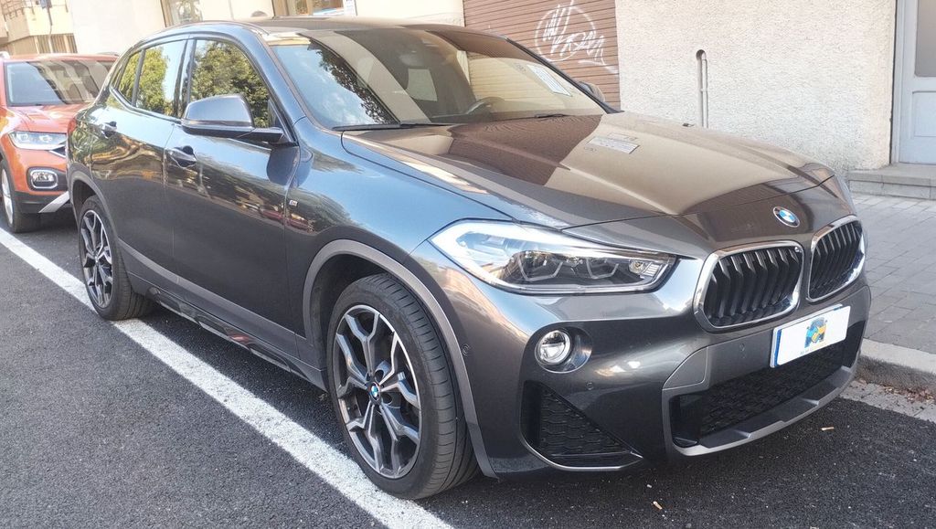 Image of BMW X2