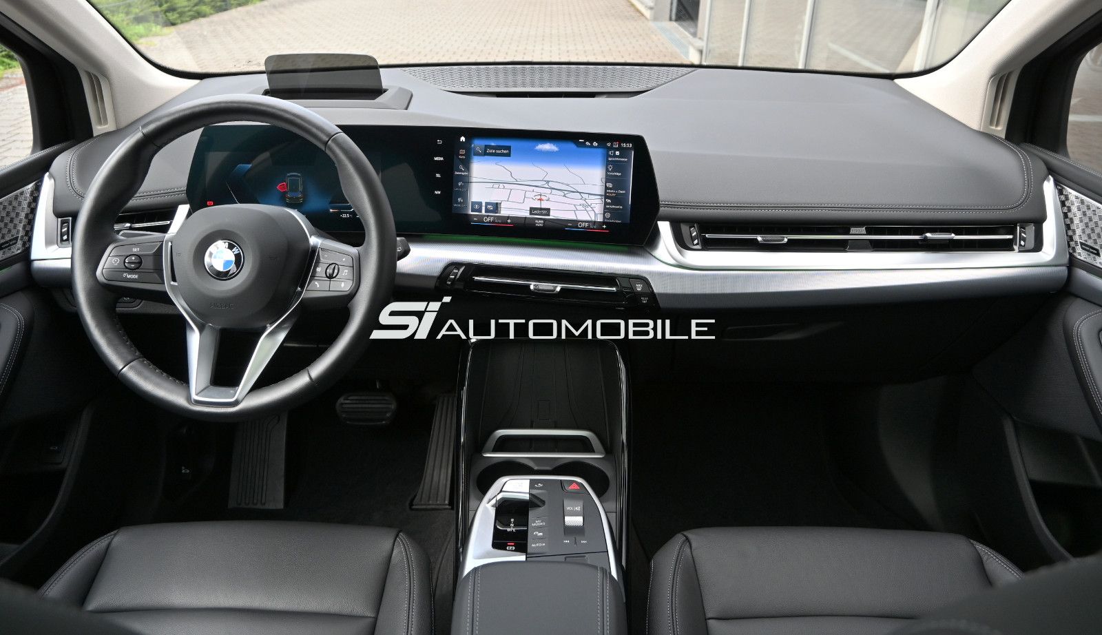 Fahrzeugabbildung BMW 223d xDr Active Tourer Luxury °ACC°HUD°PANO°360°