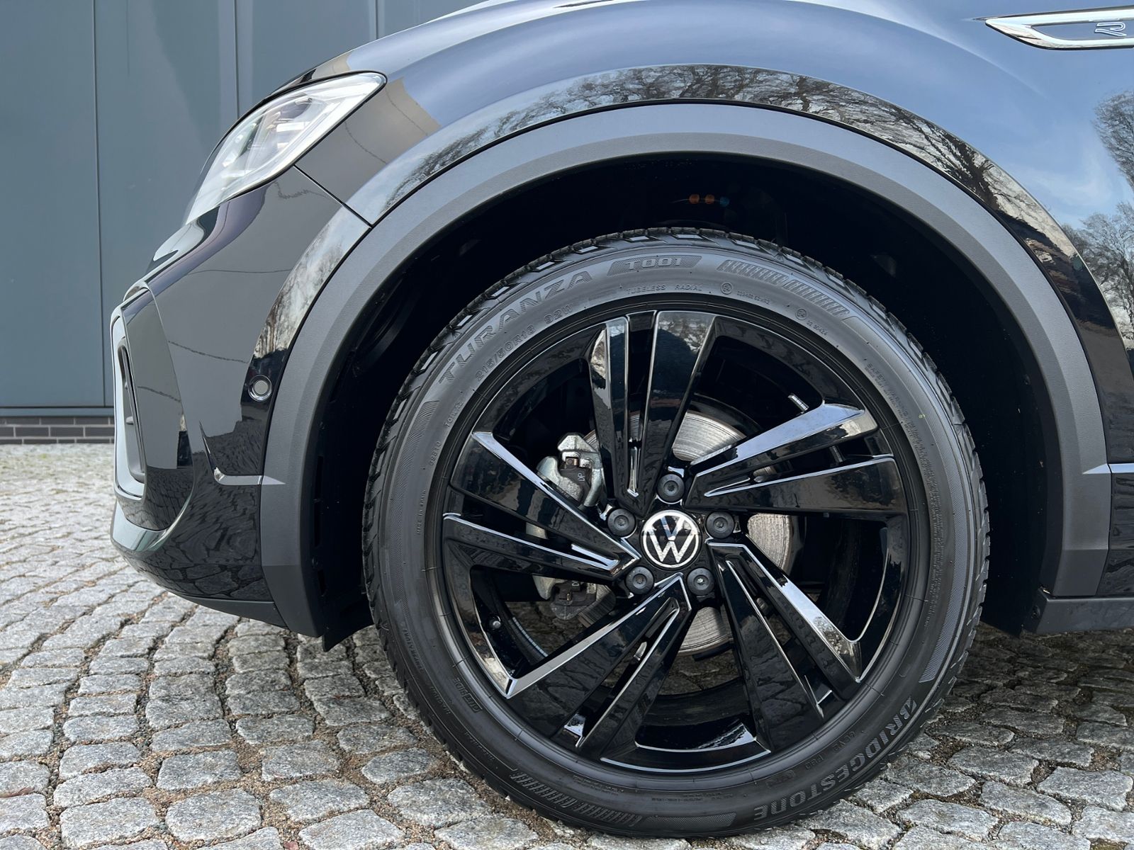 Fahrzeugabbildung Volkswagen T-Roc R-Line 1.5 TSI DSG *AHK,LED,BlackStyle,PDC