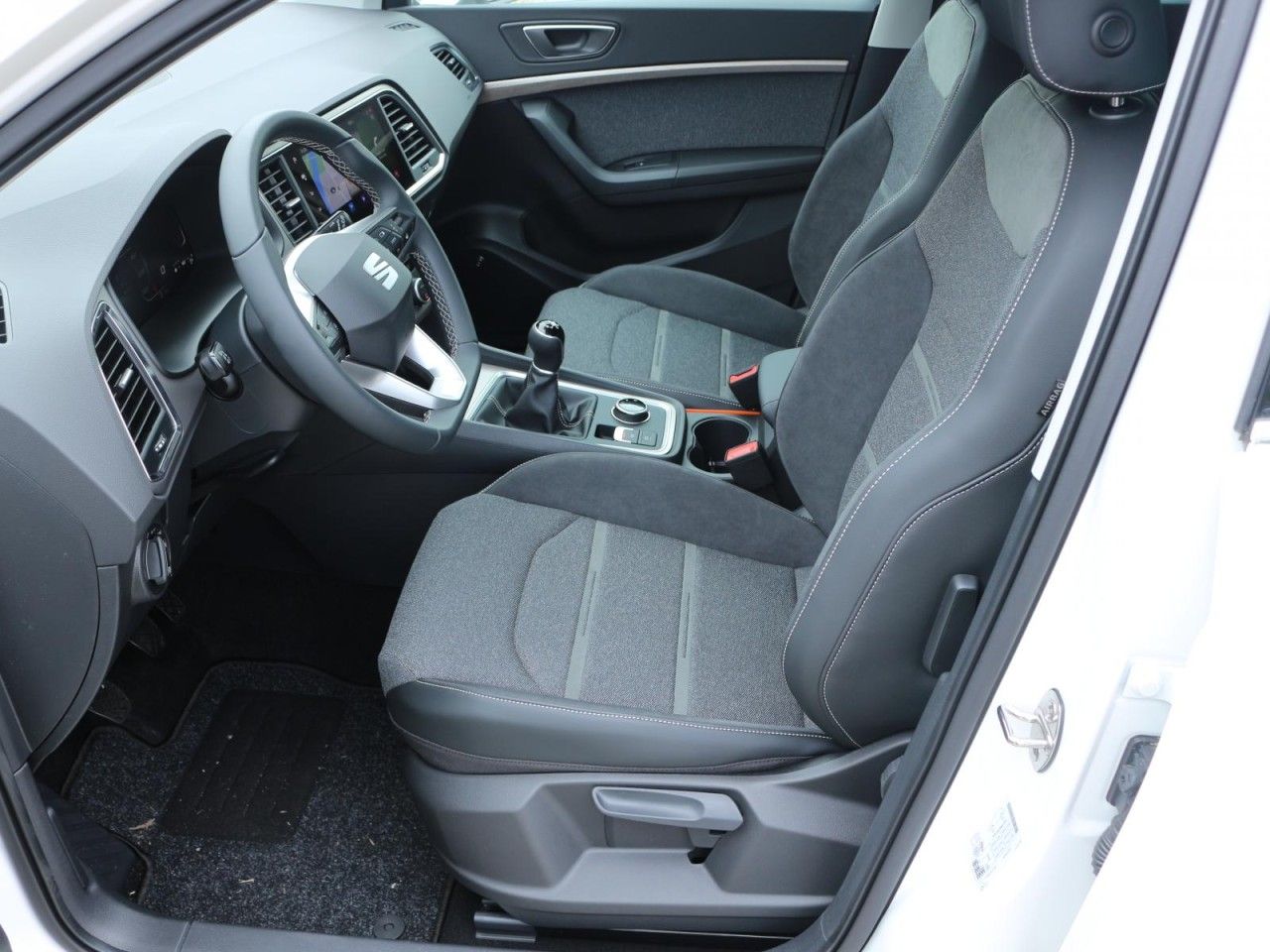 Fahrzeugabbildung SEAT Ateca Xperience 1.5 TSI 150 PS 6-Gang