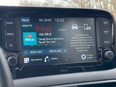 Fahrzeugabbildung Hyundai i10 1.0 Trend *Lenkrdhzg*Sitzhzg*Spurhalte*PDC*