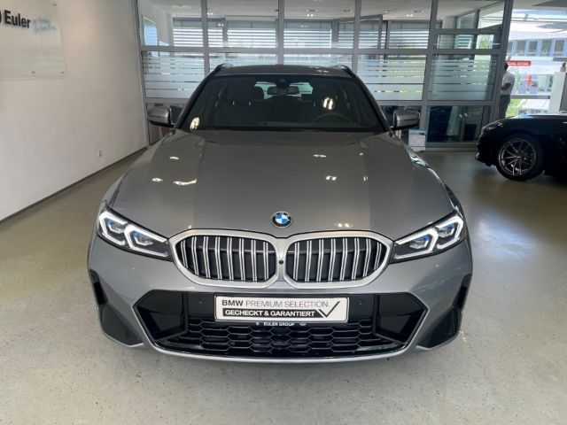BMW 320 d xDrive Touring M Sport 18'' AHK LCProf Inn foto 2