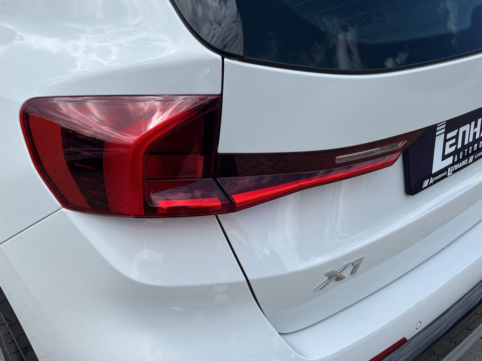 Fahrzeugabbildung BMW X1 18d sDrive*xLine*NAVI*PDC*KAMERA*u.v.m**