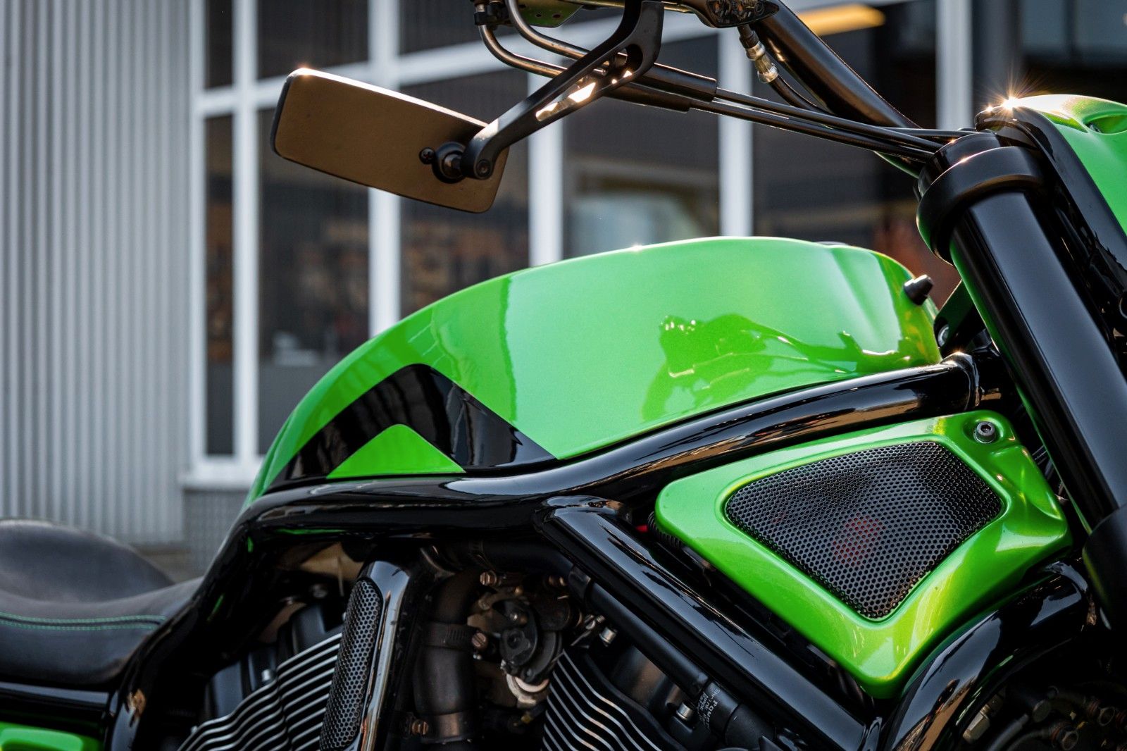 Fahrzeugabbildung Harley-Davidson NIGHT ROD SPECIAL VRSCDX - 69-CUSTOMS